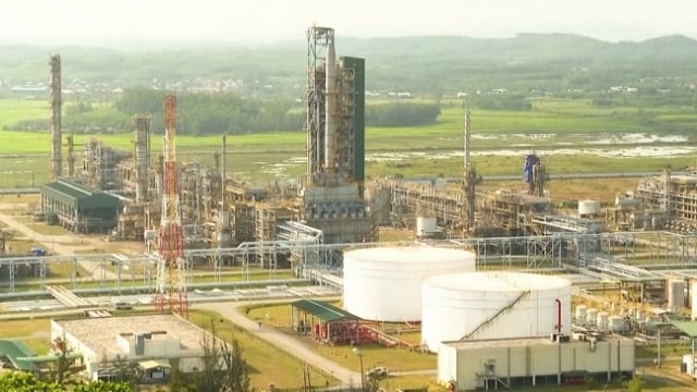 Mở rộng lọc dầu Dung Quất tiếp tục gặp khó