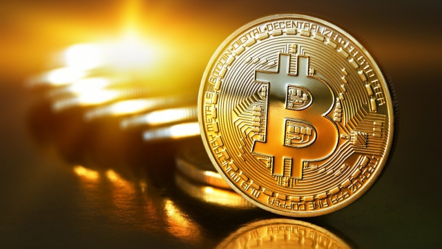 Nếu bạn mua 100 USD Bitcoin vào 7 năm trước, bạn sẽ đang ngồi trên 75 triệu USD ngay lúc này