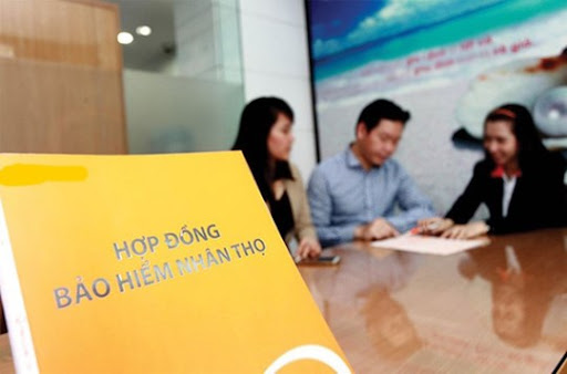 Doanh thu bảo hiểm tăng mạnh giữa đại dịch