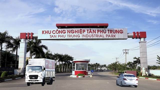 Vì sao khu công nghiệp của TP. HCM kém hấp dẫn hơn Bình Dương, Long An?