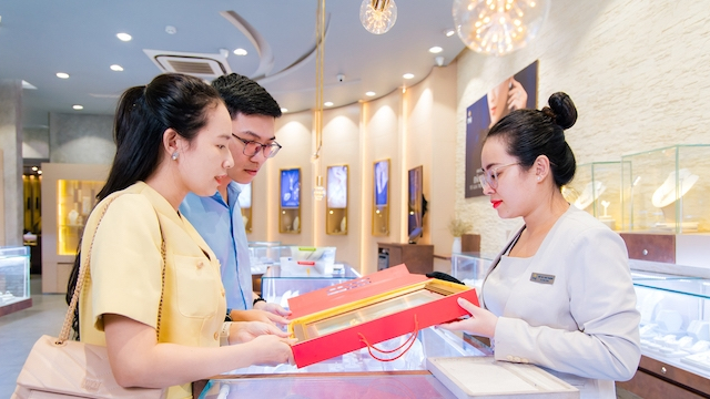 'Thần Tài' đến muộn với PNJ