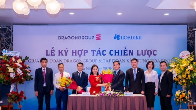 Tập đoàn Xây dựng Hòa Bình và Tập đoàn DragonGroup kí kết hợp tác chiến lược