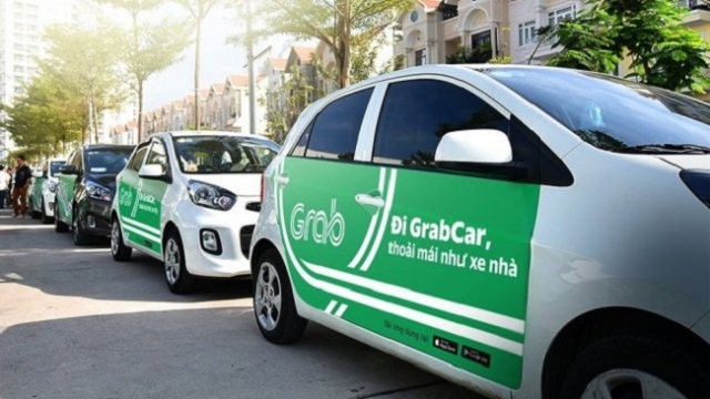 Grab và Uber sẽ khó 'xưng vương' trong cuộc chiến với taxi truyền thống?