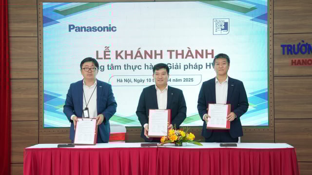 Panasonic bàn giao phòng thí nghiệm giải pháp cho Đại học Xây dựng
