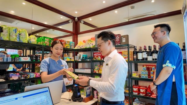 Menas Group khai trương cửa hàng tiện lợi Mena Gourmet To Go tại Furama Villas Đà Nẵng