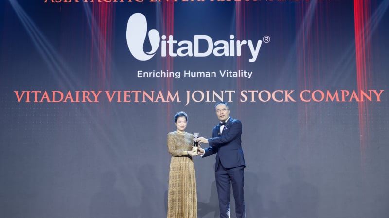  APEA 2024: Vinh danh VitaDairy là doanh nghiệp xuất sắc nhất châu Á