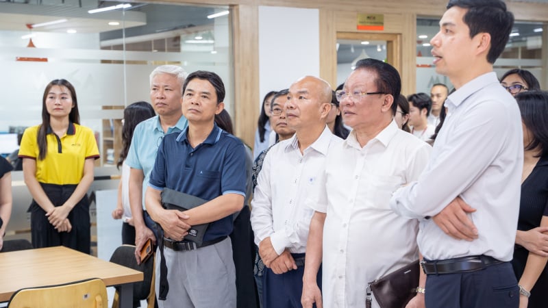 Trách nhiệm và cơ hội lịch sử cho doanh nhân Việt từ Nghị quyết 68
