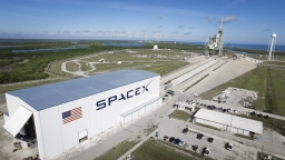 Lộ diện nhà máy sản xuất linh kiện cho SpaceX của Elon Musk tại Việt Nam