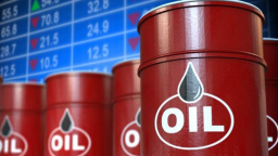 Giá dầu WTI vẫn 'mắc kẹt' dưới mốc 70 USD/thùng