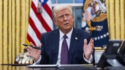 Tổng thống Mỹ Trump ký sắc lệnh yêu cầu giảm giá thuốc