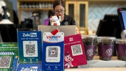 Hơn 87% người Việt Nam trưởng thành có tài khoản ngân hàng, thanh toán không dùng tiền mặt tăng trưởng mạnh