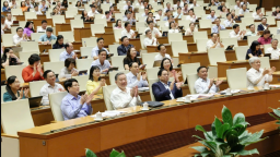Lần đầu tiên nước ta chính thức có chính quyền địa phương 2 cấp