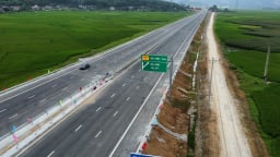  Đề xuất thu phí thêm 13 tuyến cao tốc do Nhà nước đầu tư hoàn thành trong năm 2025