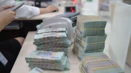Tiền gửi tiết kiệm của dân cư đạt kỷ lục hơn 7,53 triệu tỷ đồng