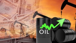Giá dầu vượt ngưỡng 72 USD/thùng