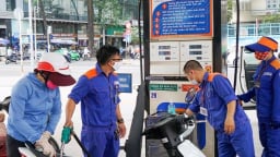 Giá xăng bật tăng trở lại từ 15h chiều nay