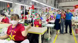 Người lao động đi làm dịp Quốc khánh 2/9 được hưởng lương tối đa 490% 