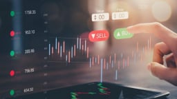 VN-Index vượt 1.300 điểm, chuyên gia khuyến nghị gì cho nhà đầu tư trong phiên ngày 15/5?