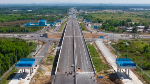 Hoàn thành 55km đường cao tốc Bến Lức-Long Thành vào cuối năm 2025