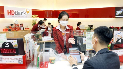 Chủ tịch Vikki Bank muốn chuyển nhượng hết 60,1 triệu cổ phiếu HDB