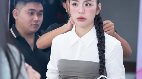  Hé lộ số tiền 'khủng' Hằng Du Mục kiếm được trên gian hàng TikTok