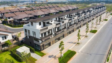 Nhà phố, biệt thự tại TP HCM giá trên 30 tỷ đồng áp đảo, Hà Nội giá từ 240 triệu đồng - 300 triệu đồng/m2