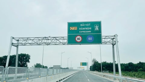Cao tốc qua Hà Tĩnh đủ điều kiện thông xe từ 18h hôm nay