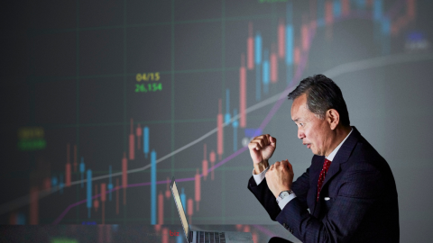 VN-Index tiến về đỉnh 1450 điểm, nhà đầu tư nên làm gì trong phiên giao dịch ngày 11/7?