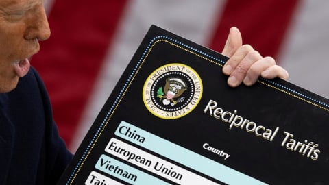 Nóng: Tòa án Tối cao bác bỏ thuế quan Trump, Mỹ đối mặt áp lực hoàn trả 175 tỷ USD