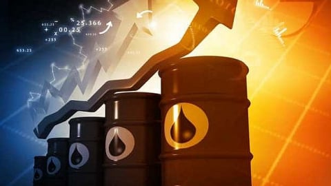 Giá dầu đi lên mức cao nhất một tháng