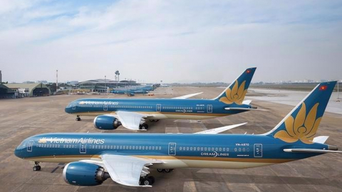 Vietnam Airlines chậm nộp báo cáo tài chính, cổ phiếu bị đưa vào diện hạn chế giao dịch