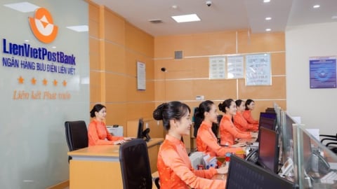 VNPost thoái vốn xuống dưới mức 5% vốn điều lệ LPBank phòng giao dịch bưu điện không được nhận tiền gửi tiết kiệm