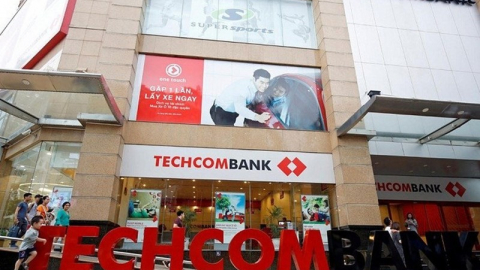 Con gái Chủ tịch Techcombank đã mua xong 82,2 triệu CP