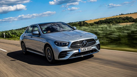 Mercedes-Benz Việt Nam triệu hồi hơn 430 xe E-Class do lỗi bơm xăng