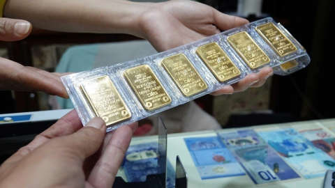 Giá vàng đi ngang phiên thứ 6 duy trì mức giá 76,9 triệu đồng/lượng