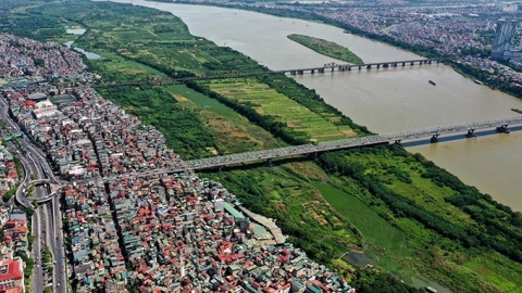 Hà Nội lập đoàn giám sát việc quản lý đất khu bãi sông, ngoài đê