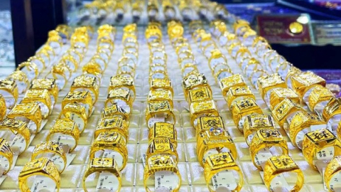 Giá vàng nhẫn leo đỉnh trên 83 triệu đồng/lượng, có còn dư địa tăng?