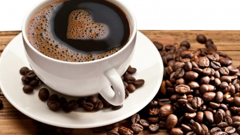 Giá cà phê Arabica đánh mất 5% về mức thấp nhất trong một tháng