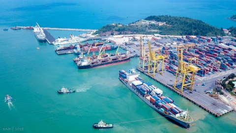 Xây dựng chính sách hỗ trợ DN vận tải biển chuyển đổi hoàn toàn sang năng lượng xanh