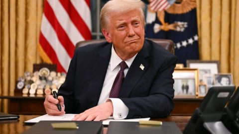 Tổng thống Trump công bố mức thuế quan mới với 14 nước lên tới 40%