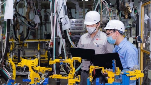 PMI ngành sản xuất Việt Nam trong tháng 2 đã tăng nhẹ lên 49,2 điểm
