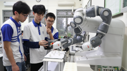 Đề xuất sinh viên học ngành toán, khoa học, công nghệ, kỹ thuật được vay vốn đến 5 triệu đồng/tháng