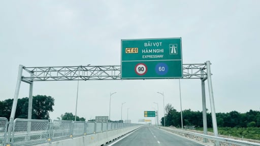 Cao tốc qua Hà Tĩnh đủ điều kiện thông xe từ 18h hôm nay