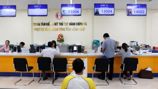 Thủ tướng yêu cầu bãi bỏ ít nhất 30% điều kiện đầu tư kinh doanh, giảm ít nhất 30% thời gian giải quyết TTHC