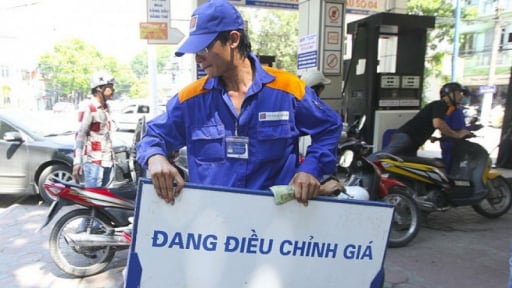 Giá xăng dầu đồng loạt giảm từ 15h chiều nay