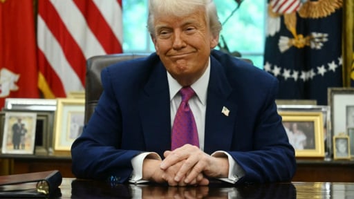 Ông Trump dọa áp thuế 50%, EU kêu gọi 'đàm phán tôn trọng'