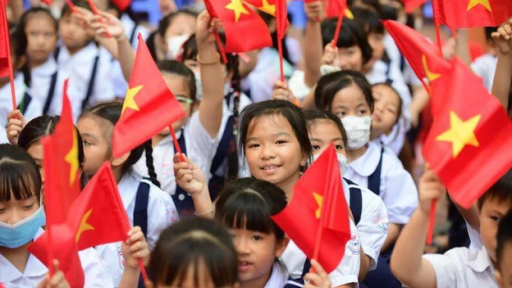 Chính thức miễn học phí cho học sinh công lập cả nước, học sinh tư thục được hỗ trợ từ năm học 2025-2026