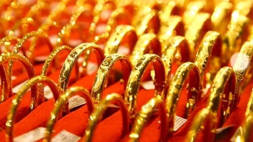 Giá vàng miếng SJC ngày 22/7 chạm mốc 122 triệu đồng/lượng