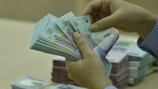 2 ngân hàng được giao room tín dụng tới 24%