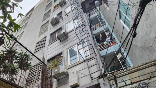 Chung cư mini 'chống nạng' tại Thanh Xuân vượt bao nhiêu tầng so với giấy phép được cấp?